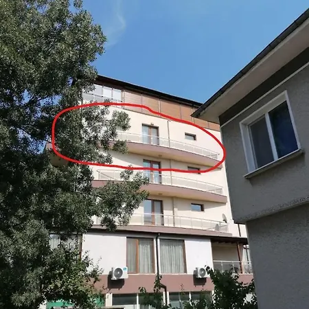 - студио в кв сарафово с морски изглед Апартамент Бургас