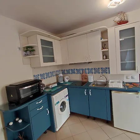 Apartment - студио в кв сарафово с морски изглед